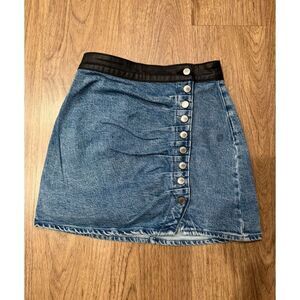 Social Tourist Hollister Denim Button Down Skirt Size 26